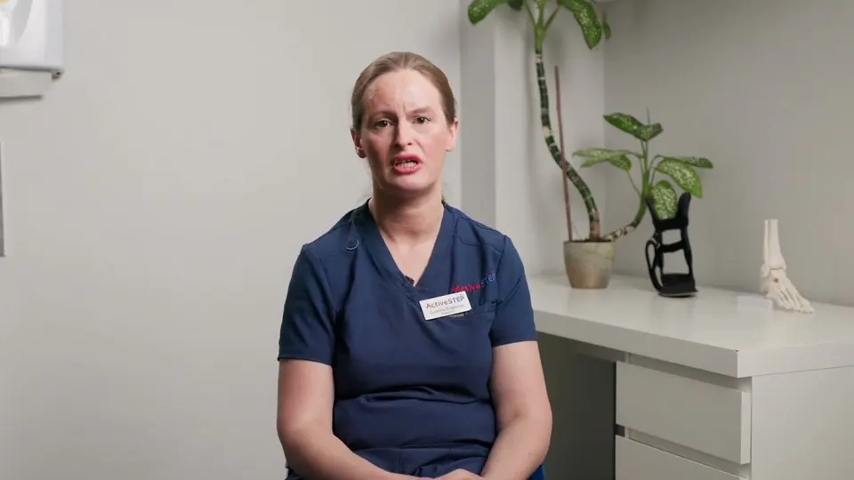 Active Step podiatrist Gemma explaining when verruca needling is better than Swift